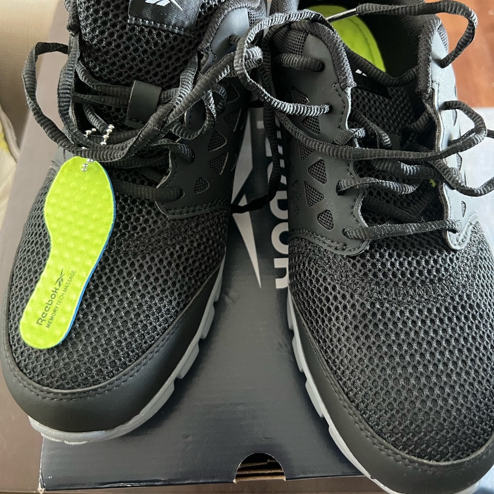 Steel toe shoe (SOLD)
